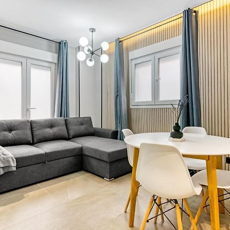 City Scape Suites Valenza Esterno foto