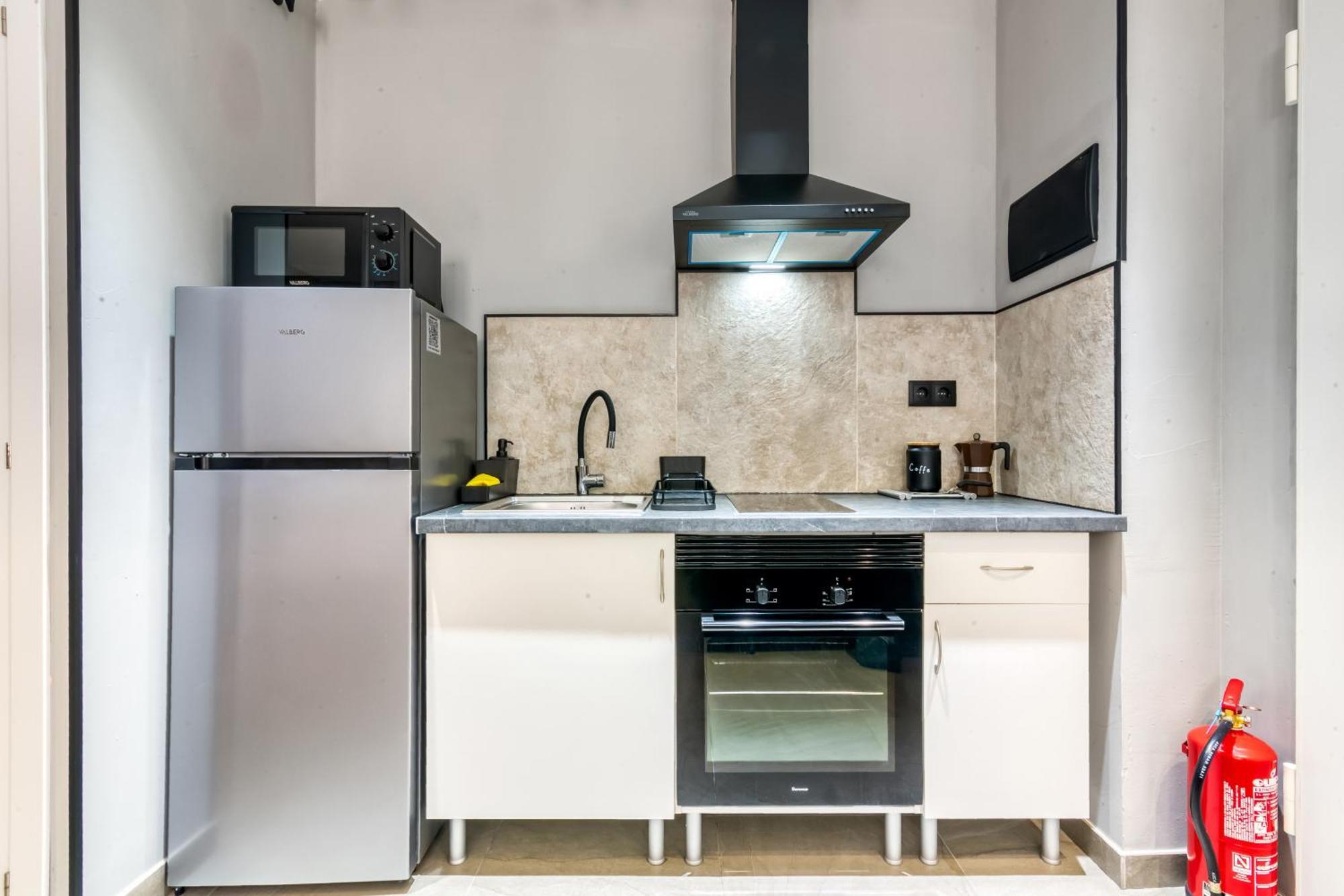 City Scape Suites Valenza Esterno foto